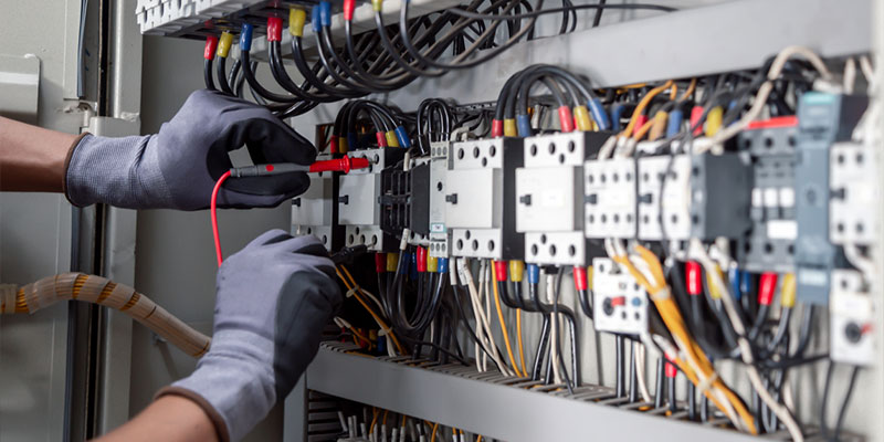 4 Essential Commercial Electrical Services Every Business Needs